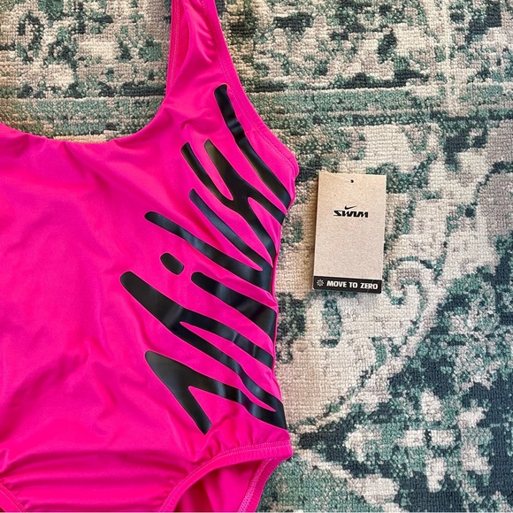 NWT Nike Dark Pink One Piece Swimsuit Bathing Swim Suit Small New Summer Beach - Picture 9 of 14